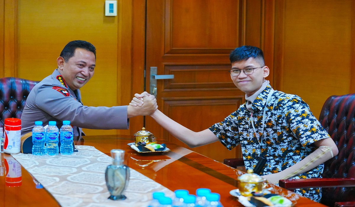 Sultan Rif'at Alfatih, korban terjerat kabel fiber optik bertemu dengan Kapolri Jenderal Listyo Sigit Prabowo