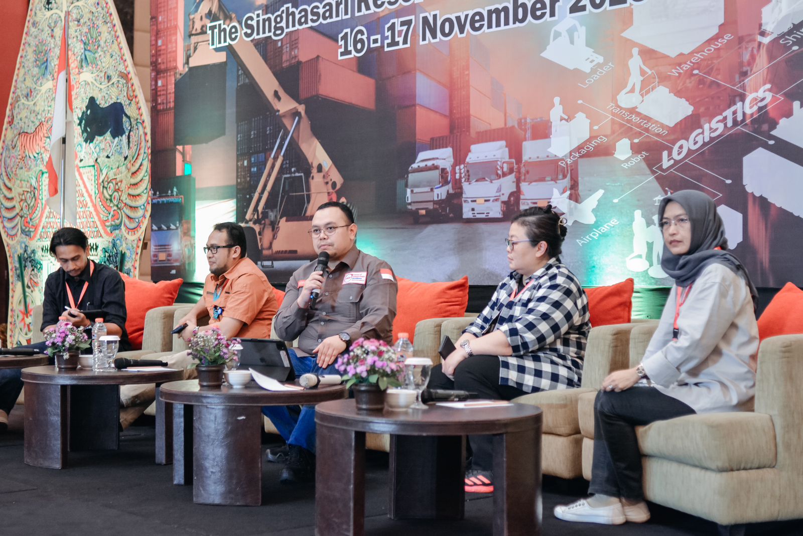 Pemaparan profesional outlook IARSI 2024