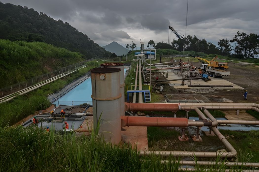 Fasilitas pengolahan gas milik Pertamina.