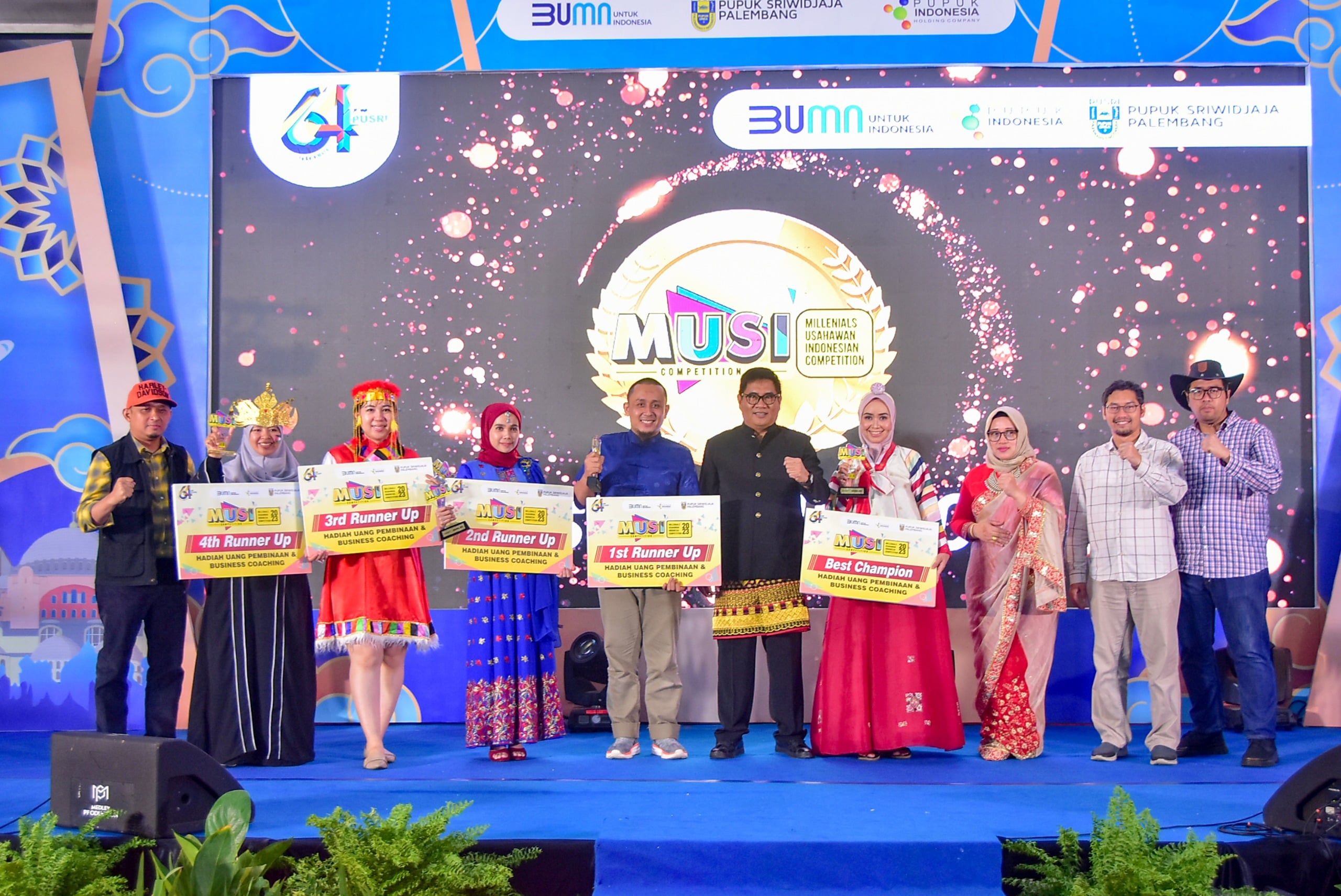Para pemenang Millennials Usahawan Indonesia Competition (MUSIC) yang diselenggarakan oleh PT Pusri Palembang