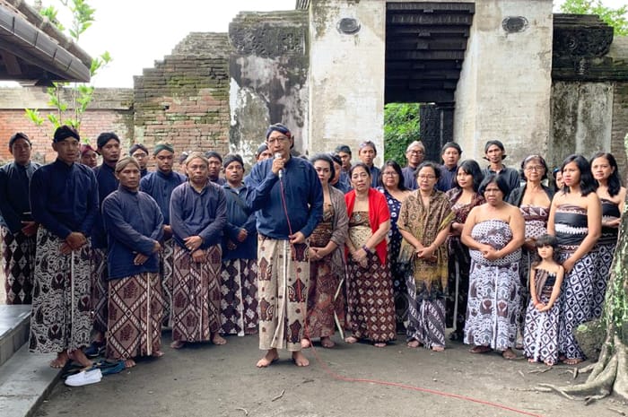 Keluarga besar trah Sultan Hamengkubuwono II menuntut Inggris mengembalikan manuskrip Geger Sapehi.