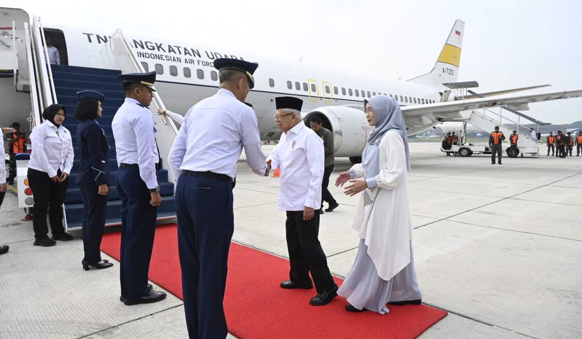WAKIL Presiden (Wapres) K.H. Ma’ruf Amin beserta Ibu Hj. Wury Ma'ruf Amin melakukan kunjungan kerja ke Jawa Timur.