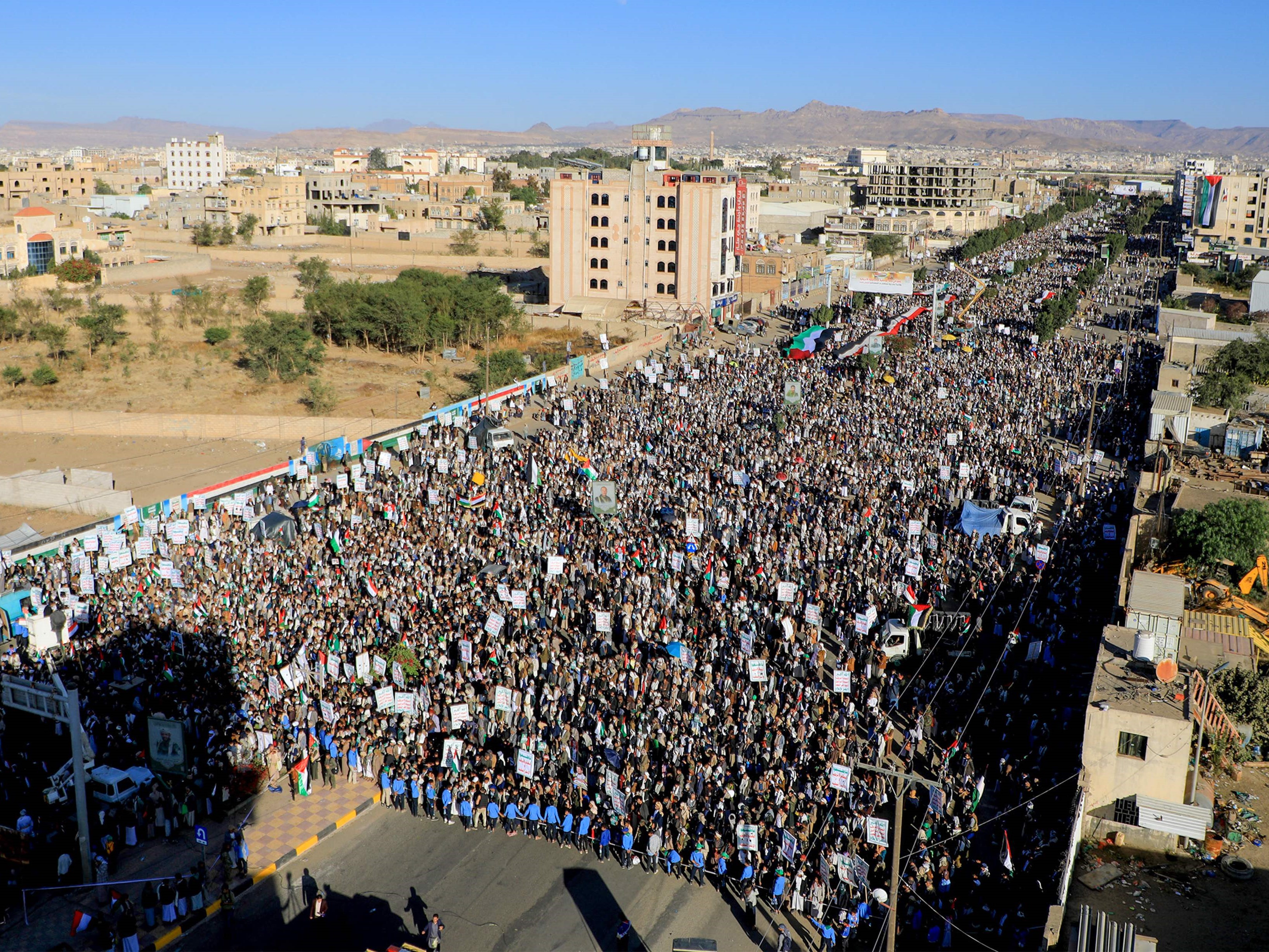 Rudal Huthi yang Meluncur ke Israel Dicegat di Laut Merah