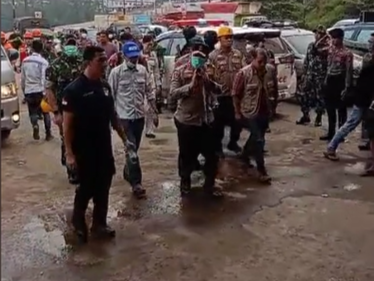 Kapolda Sulteng mengunjungi langsung lokasi ledakan tungku nikel di Morowali.