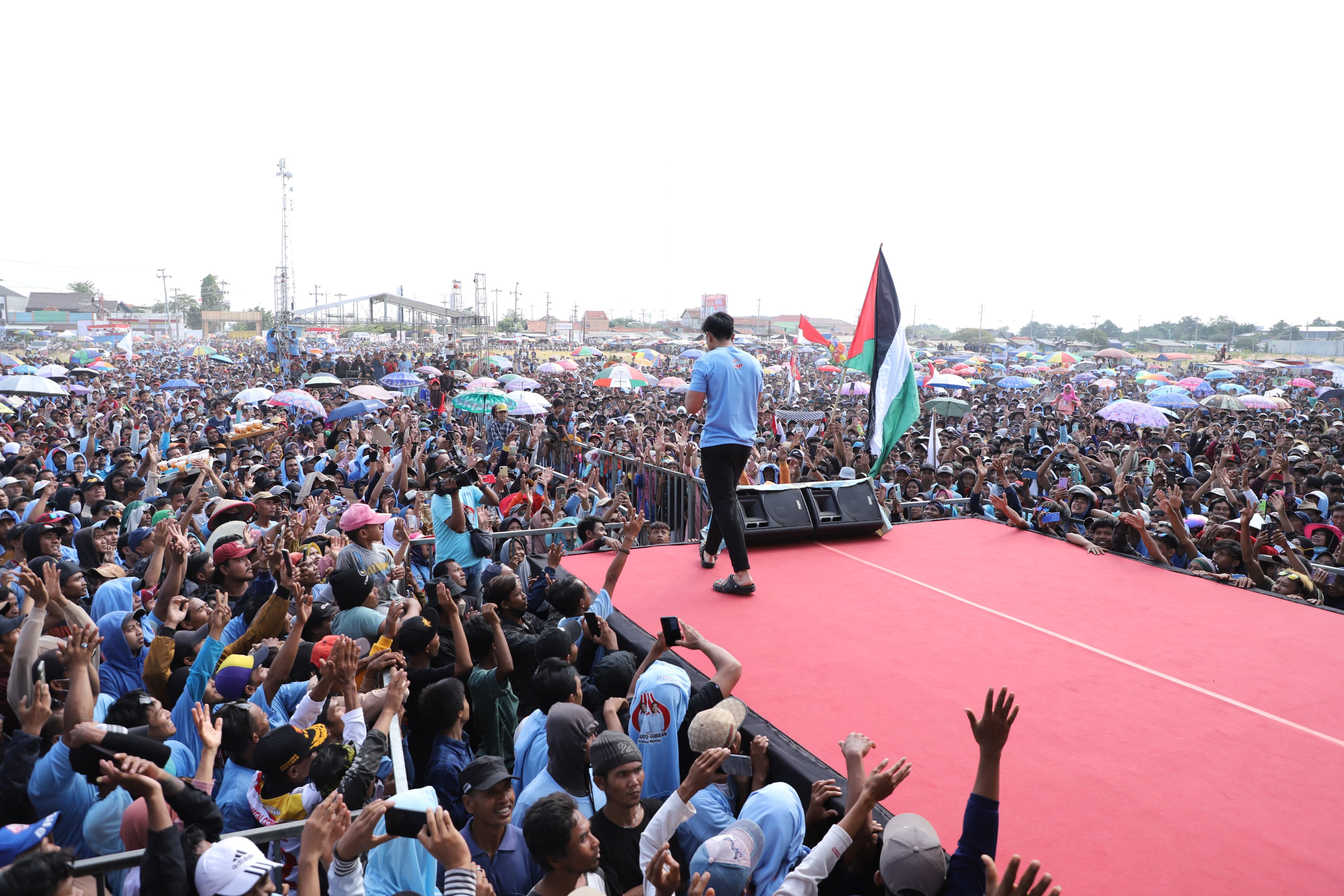Ketua Umum PSI Kaesang Pangarep di Tegal, Jateng
