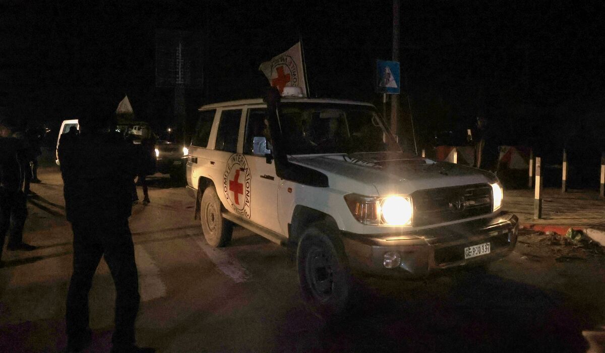 Suasana pembebasan sandera oleh Hamas yang dilakukan saat gencatan senjata di Gaza.