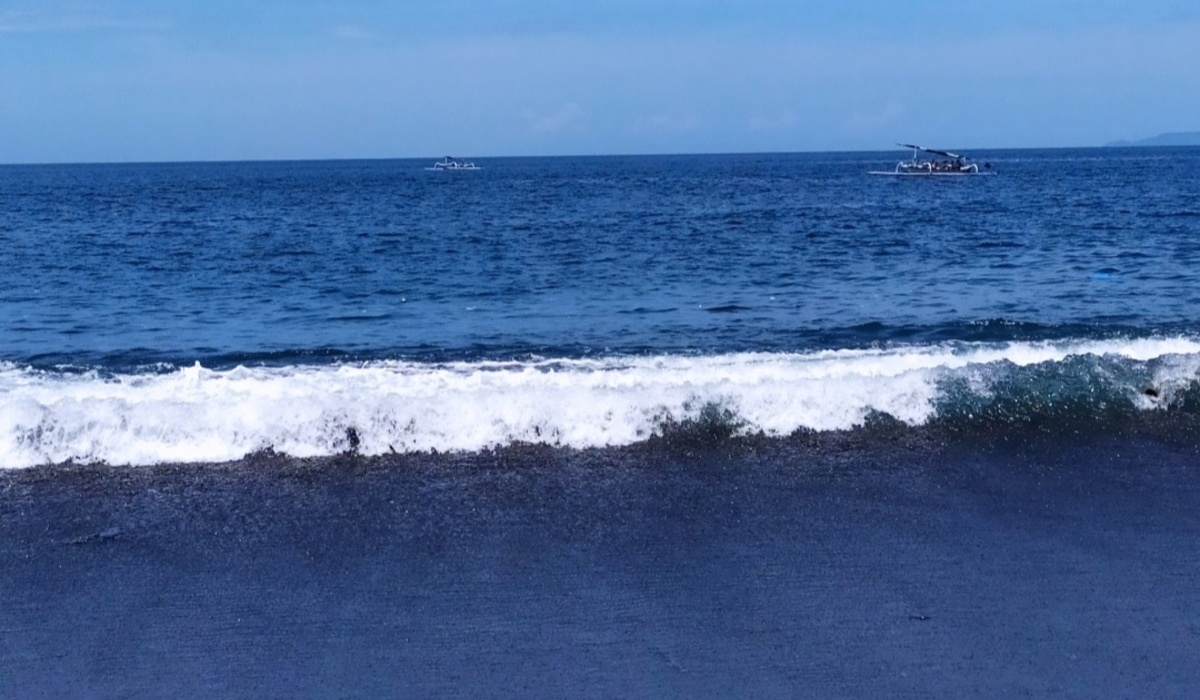 Gelombang Laut Setinggi 3 Meter Berpotensi Landa Perairan Selatan Bali
