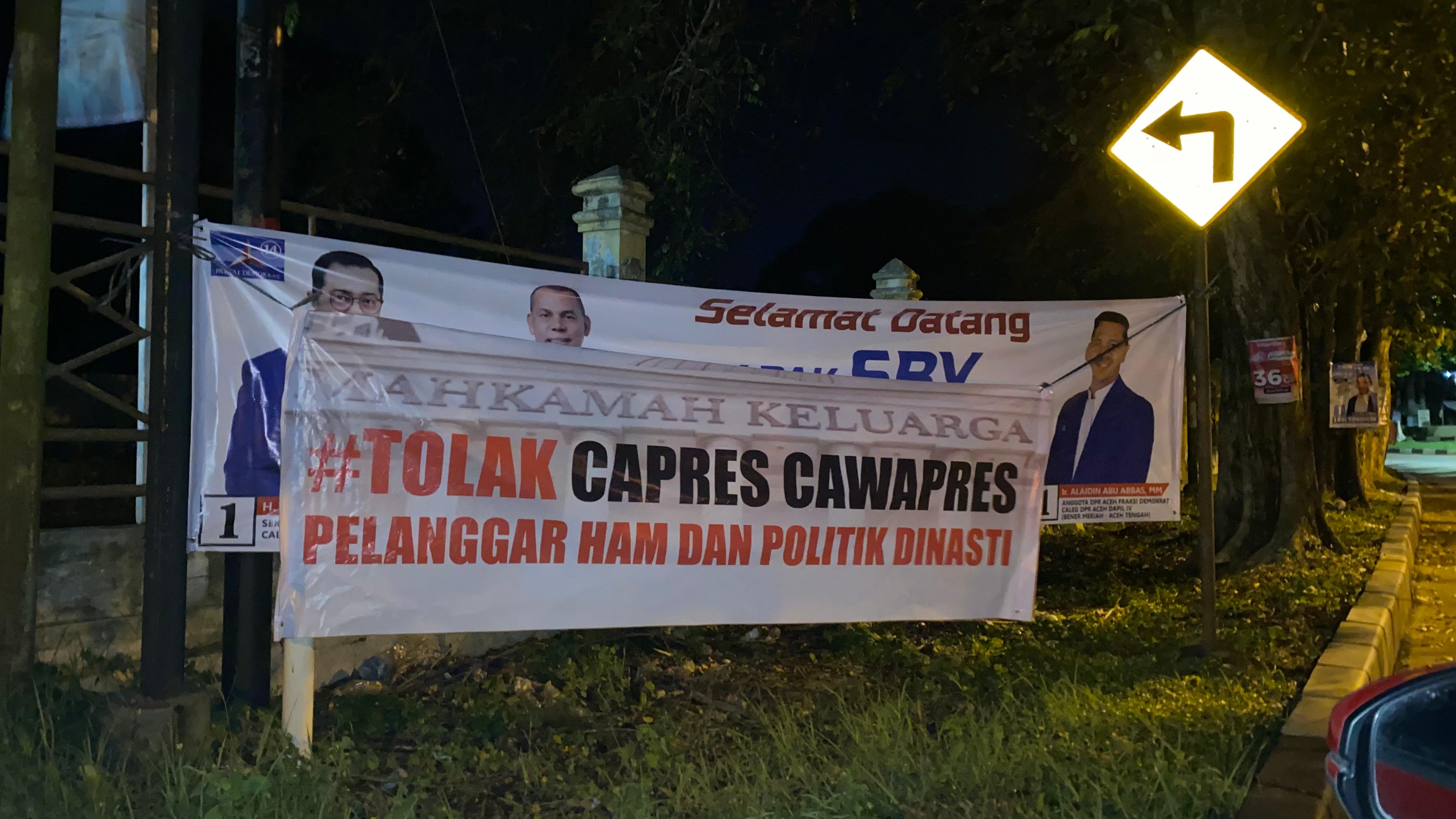 Spanduk tolak capres pelanggar HAM di Banda Aceh