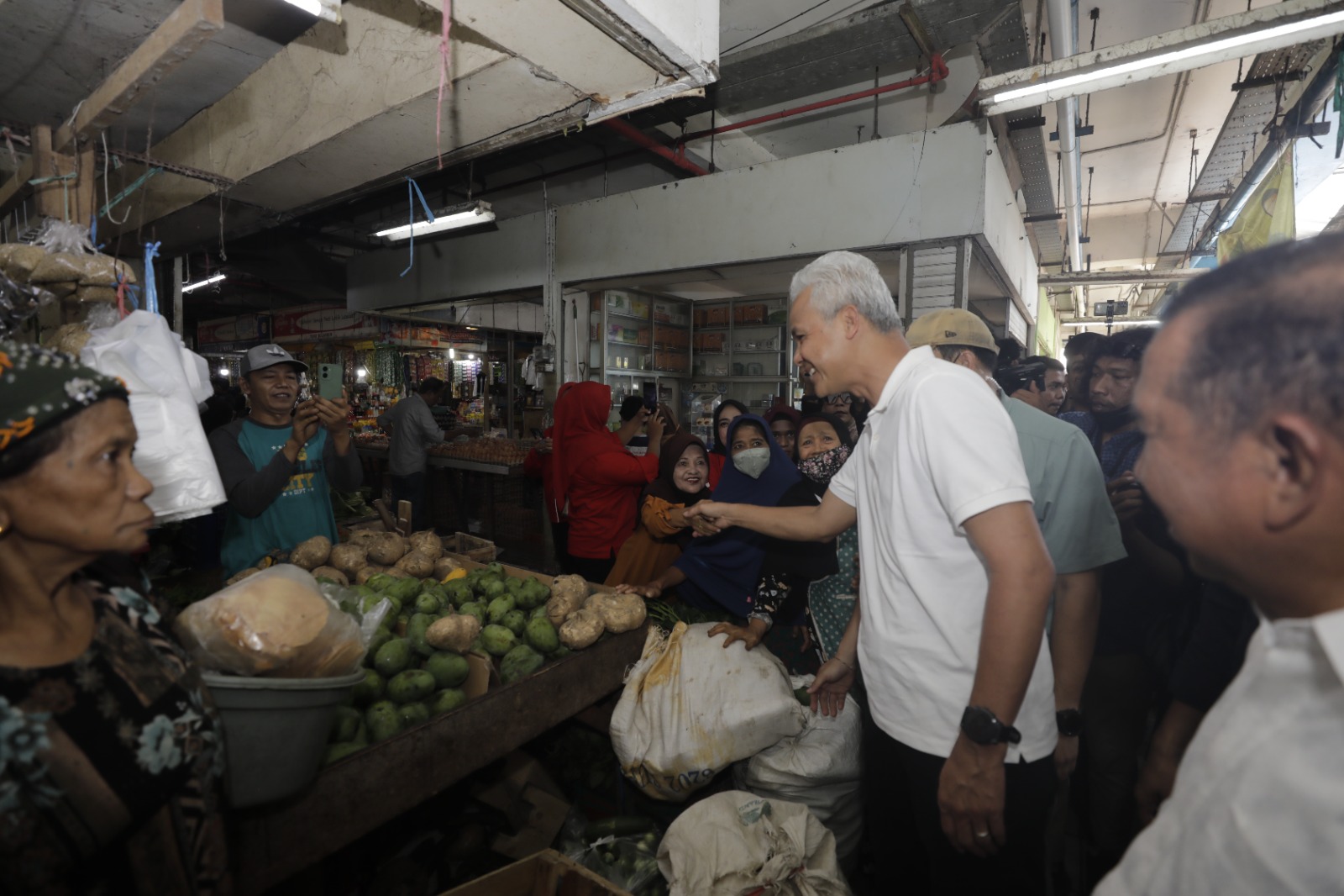 Strategi Stabilkan Harga Bahan Pokok Versi Ganjar