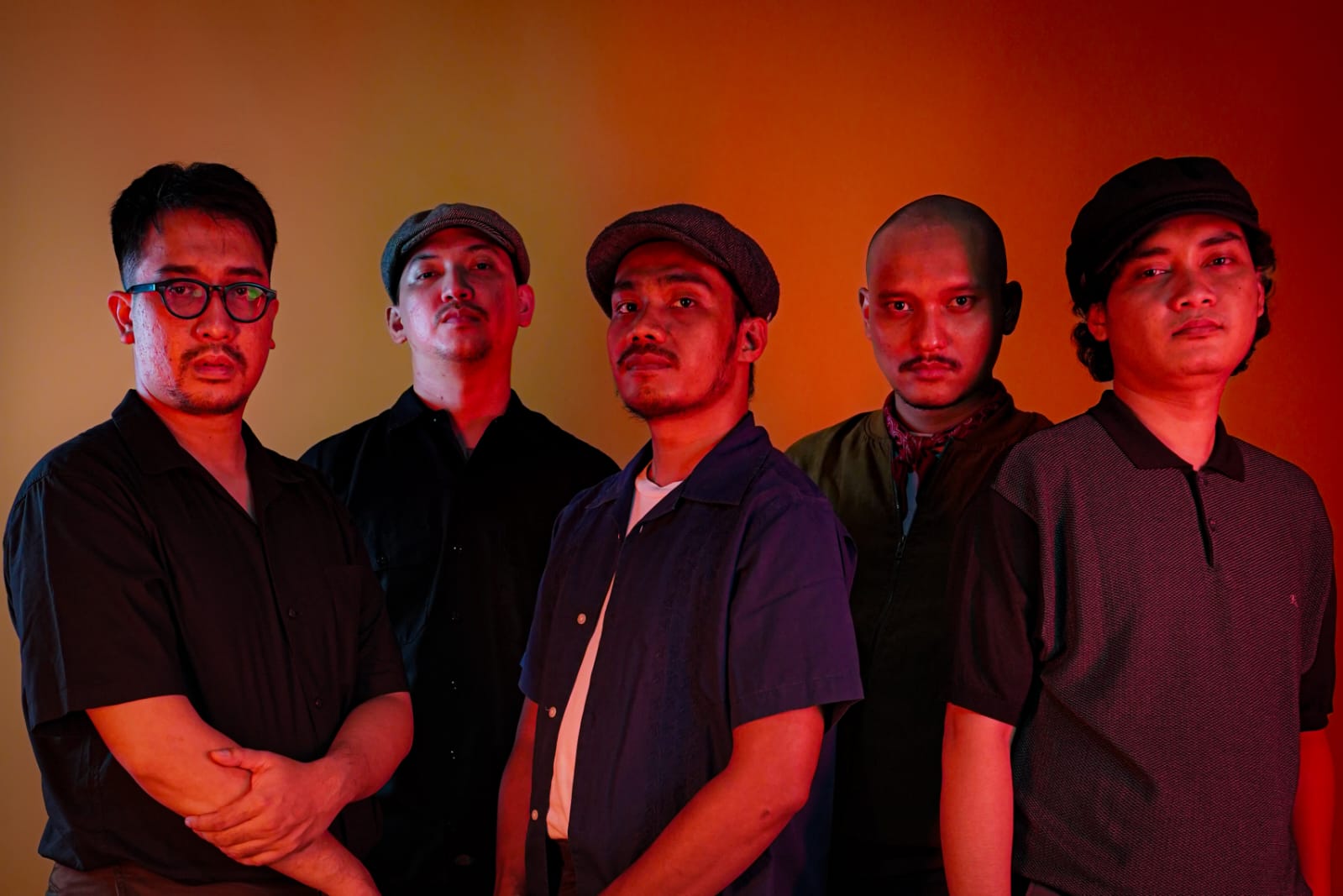 Skabon meluncurkan karya album kedua mereka ‘Kian Kemari’ rilis pada 23 Desember 2023 melalui label Trek Rekords.