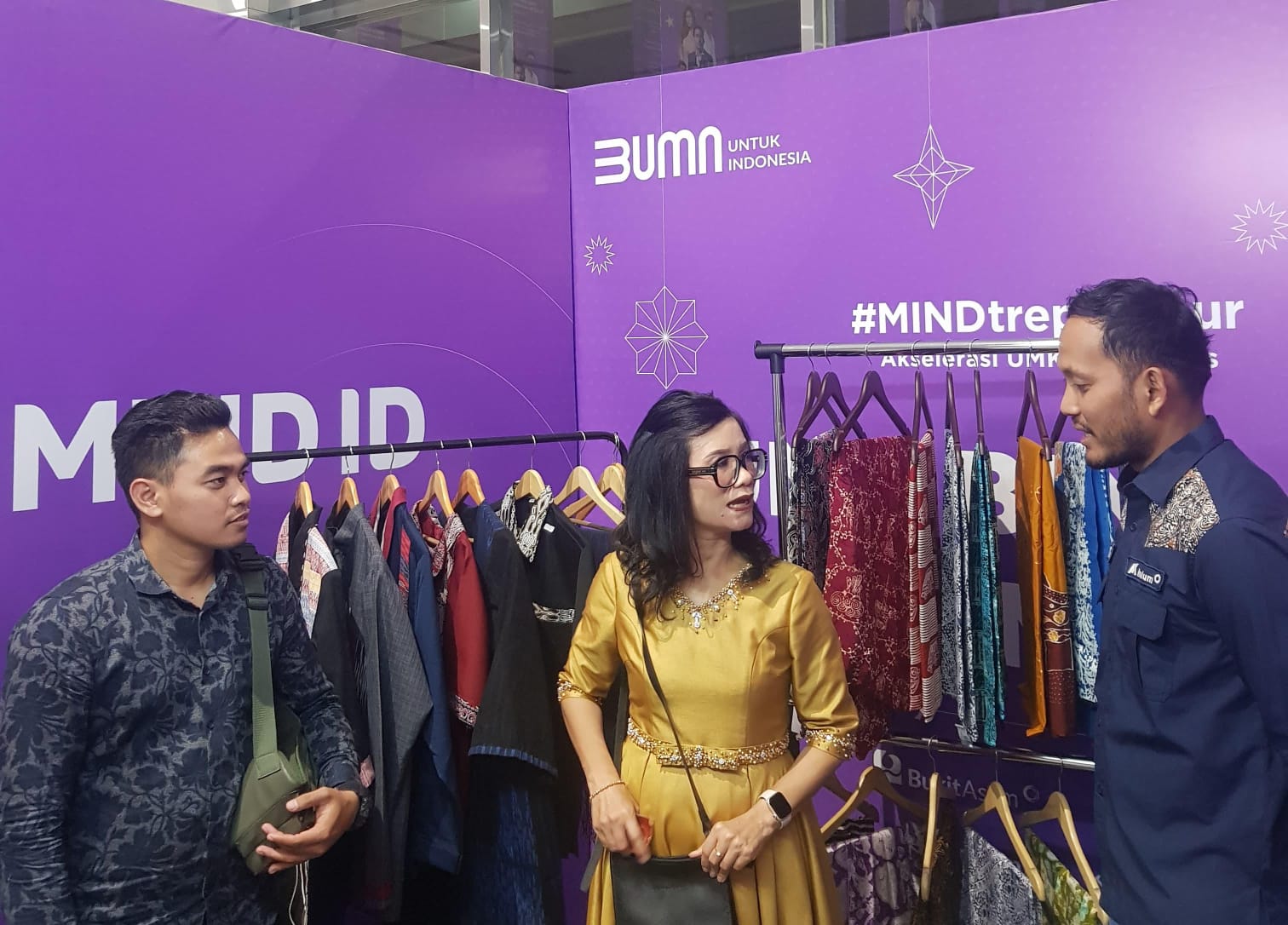 UMKM Binaan Grup MIND ID ikut serta dalam pameran nasional yang digelar di Hall B Jakarta Convention Center, Senin (15/1/2023)
