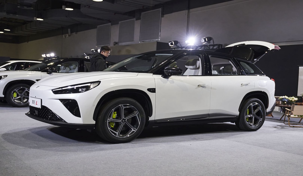 mobil listrik NETA L