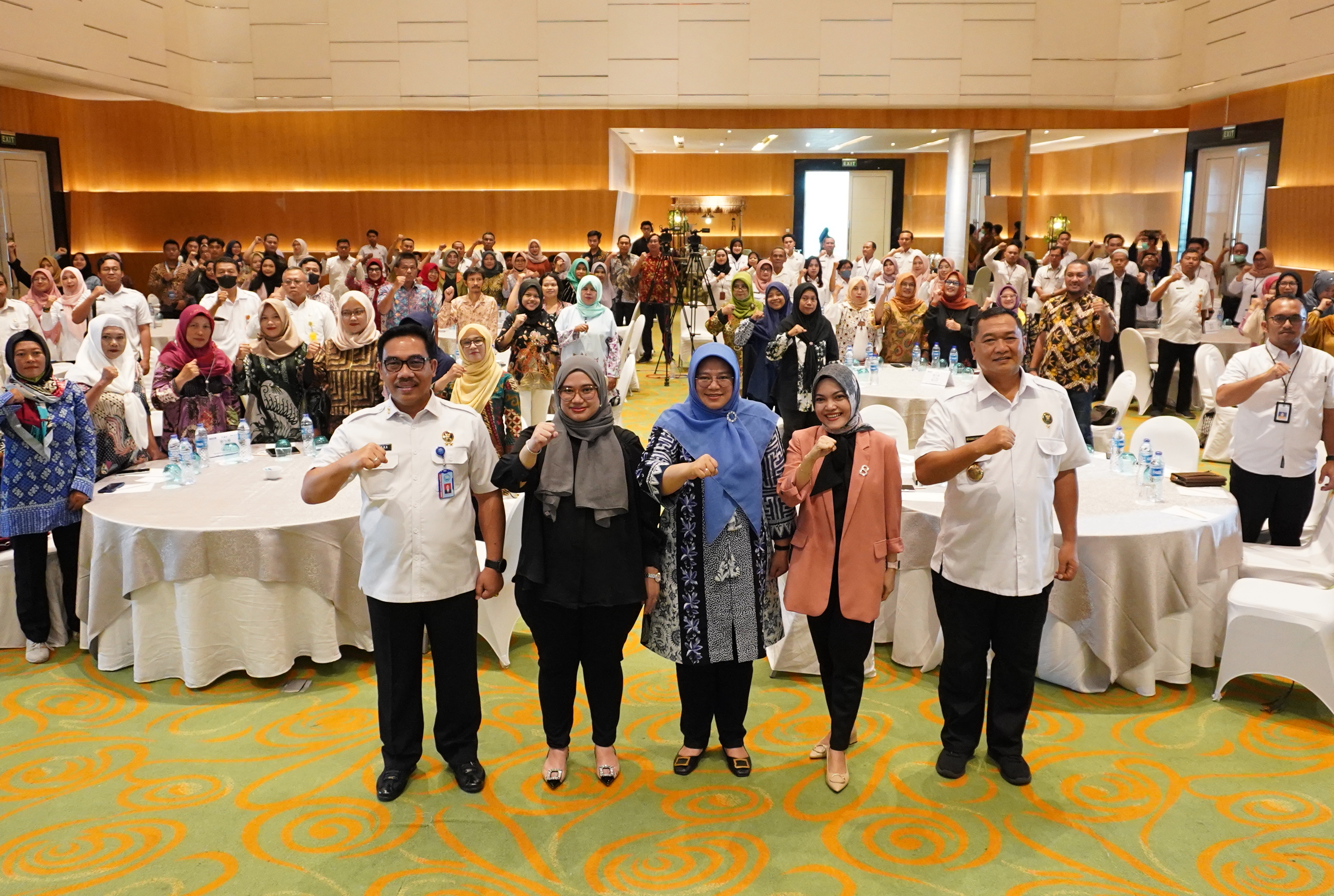 Para peserta Forum Literasi Politik, Hukum, dan Keamanan Digital (Firtual) bertema “War on Drugs” di Surabaya, Rabu (24/1)