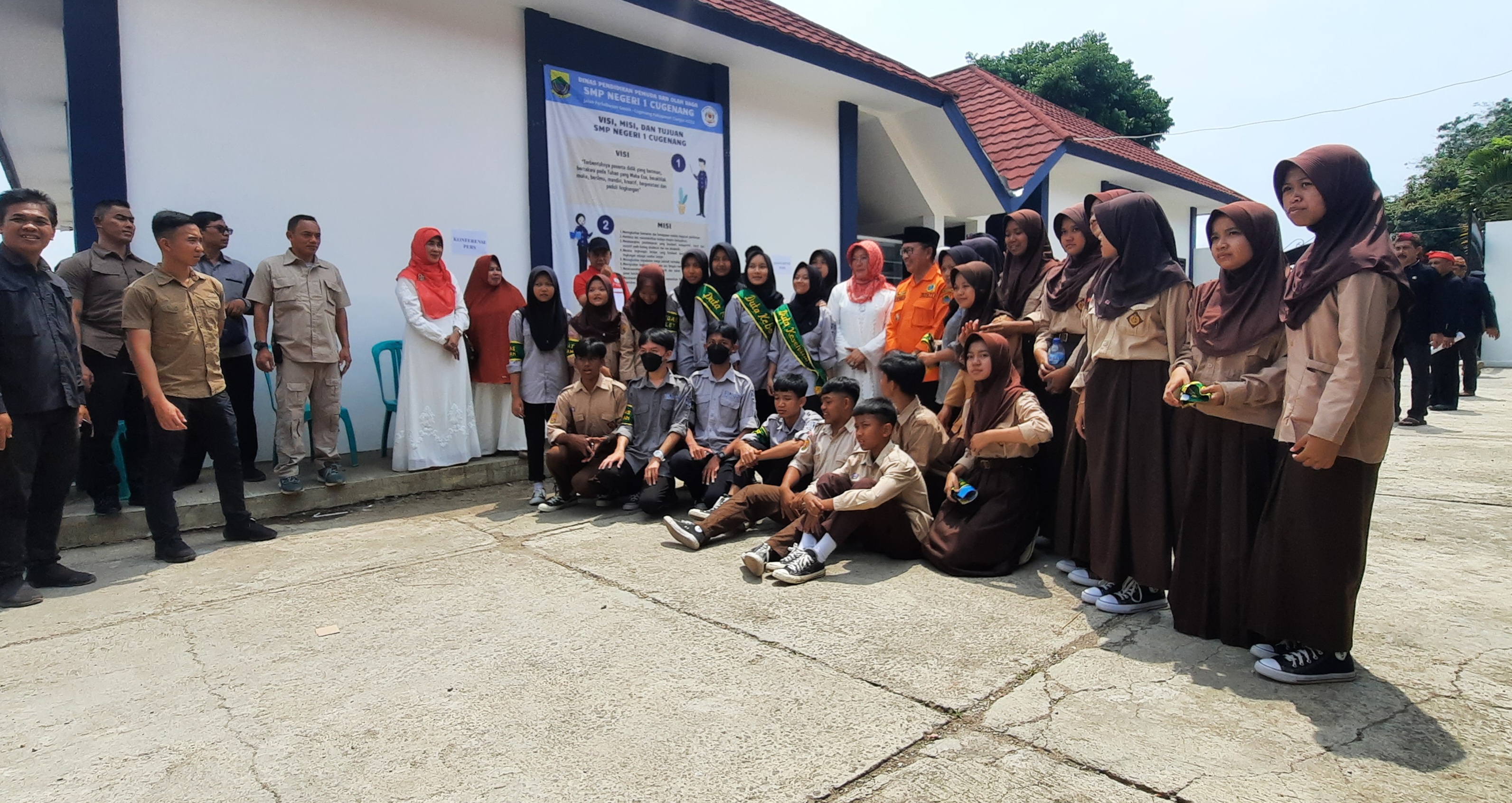 Peresmian sekolah baru di Kabupaten Cianjur