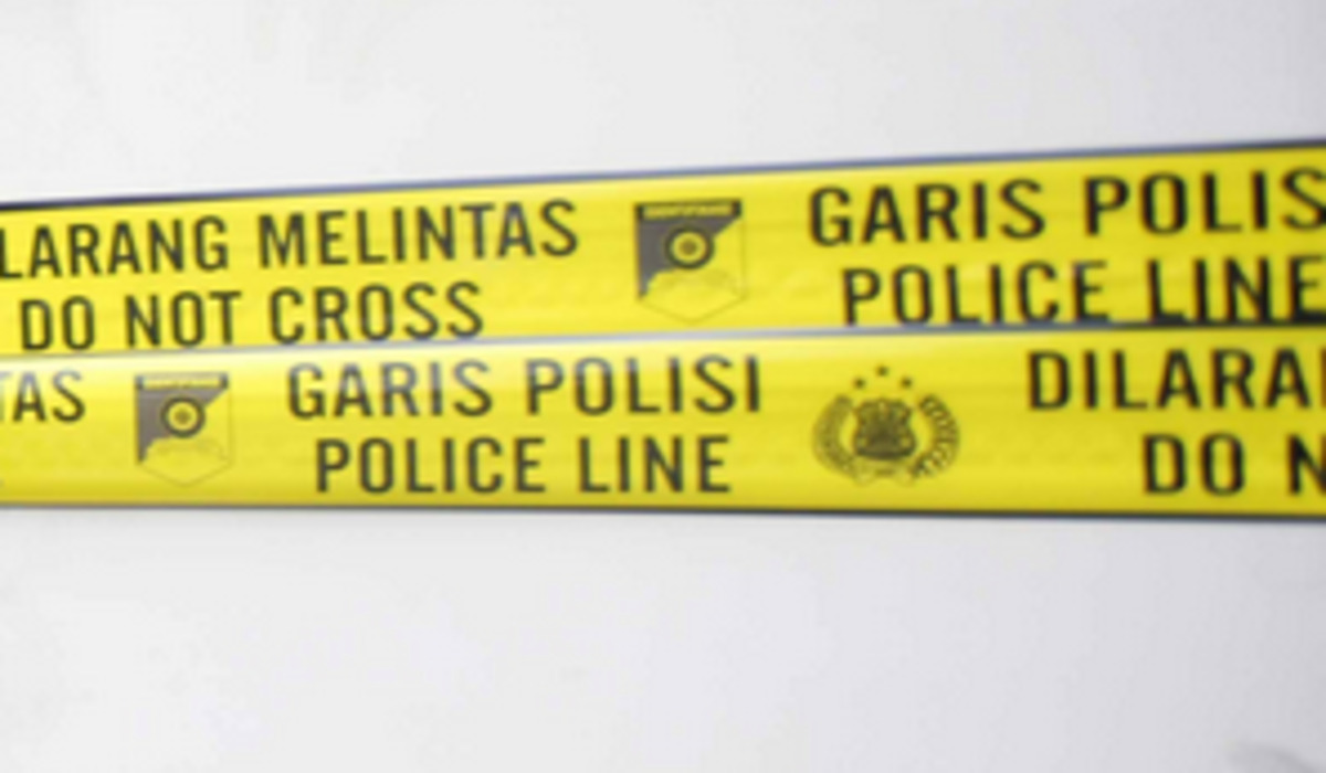 Ilustrasi garis polisi di TKP lokasi kecelakaan.