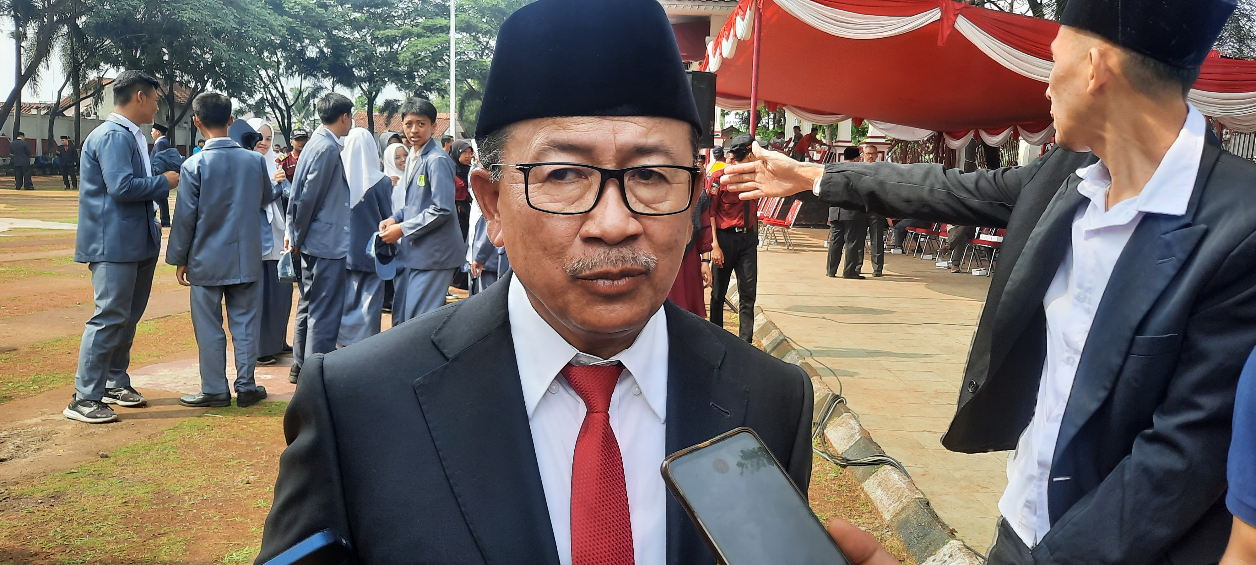 Bupati Cianjur Herman Suherman