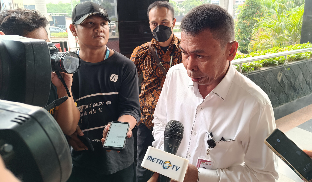  Ketua sementara KPK Nawawi Pomolango.