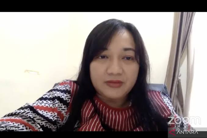 Ekonom Indef Esther Sri Astuti