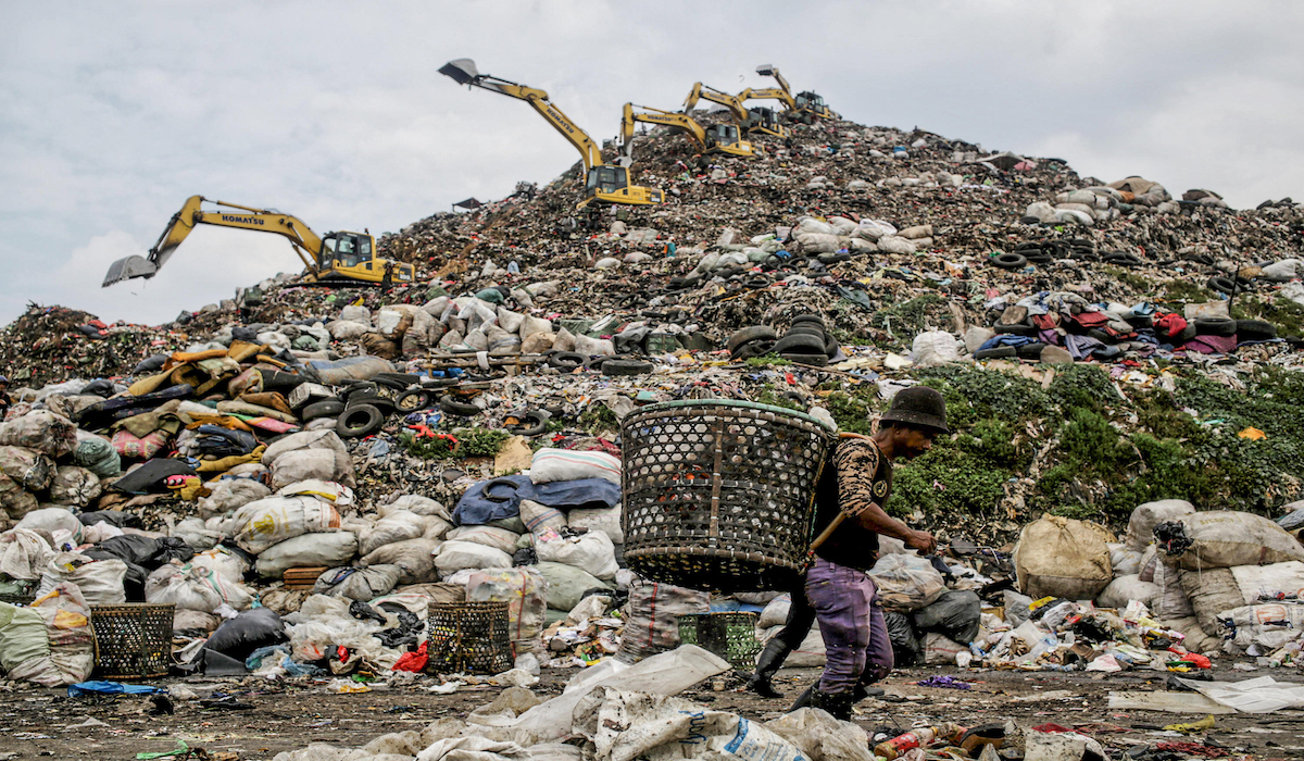 Volume tumpukan sampah di TPST Bantargebang bertambah