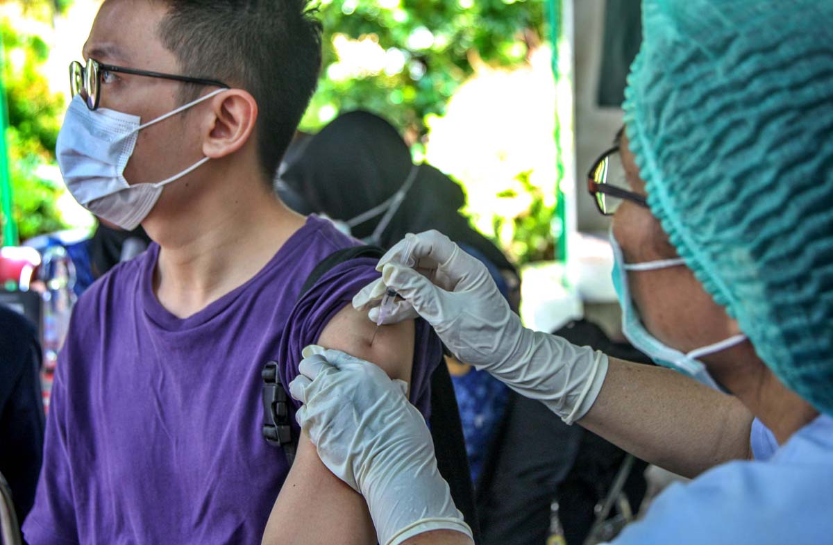 Dinas Kesehatan DKI Jakarta mengatakan vaksid covid-19 berbayar sudah berlaku di rumah sakit. 