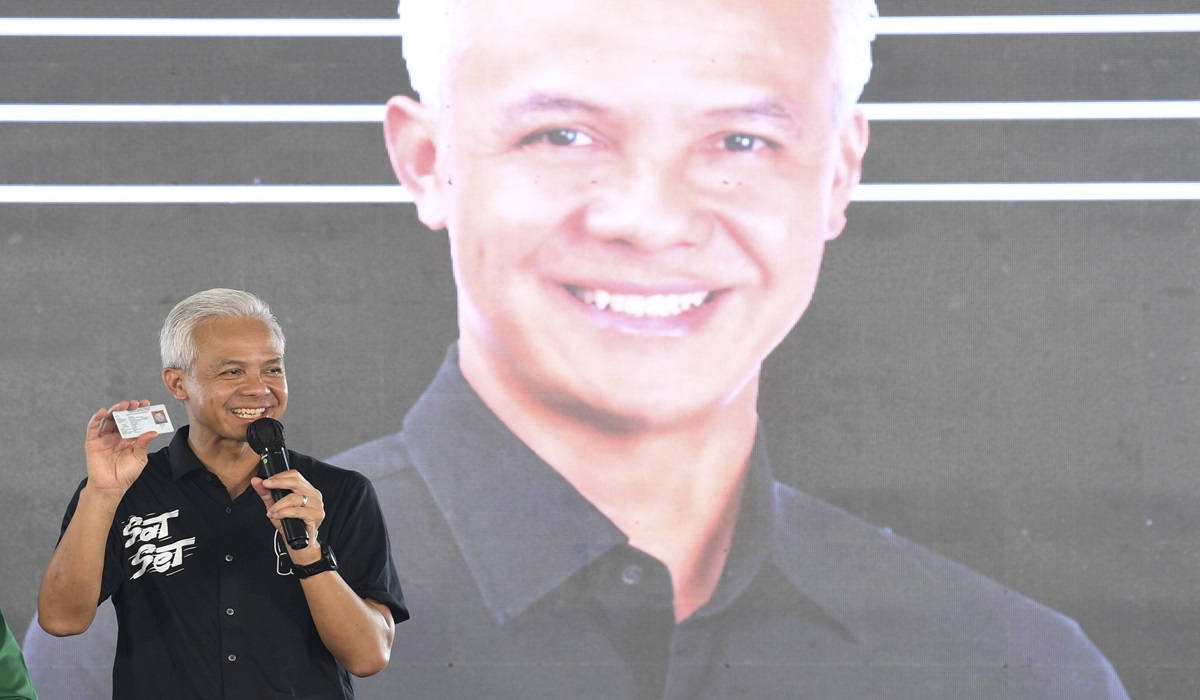 Elektabilitas Ganjar-Mahfud Menguat Usai Rajin Blusukan ke Rakyat