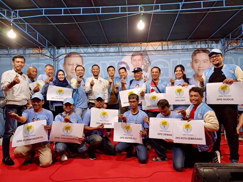 Gibran Center Jawa Tengah Kukuhkan Pengurus 15 DPD