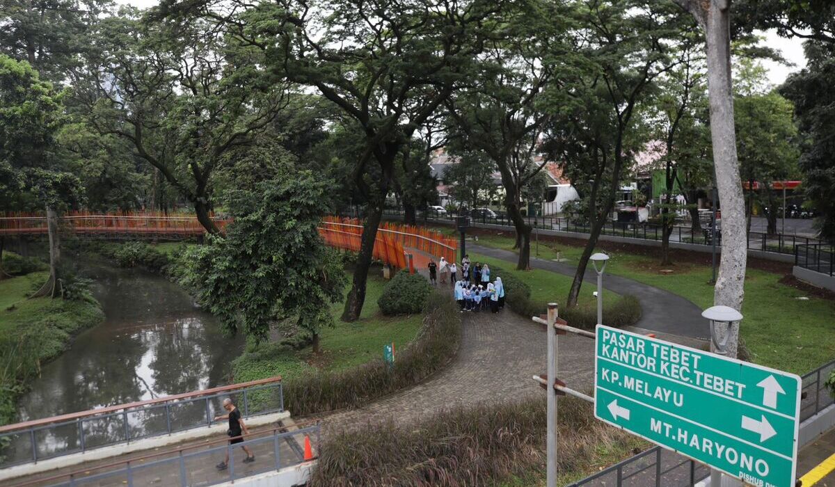 Tebet Eco Park, salah satu kawasan rendah emisi di Jakarta.