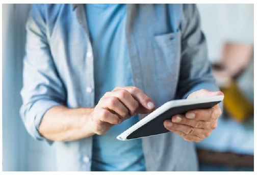 Fitur Facility Limit pada QLola by BRI ini menyajikan informasi dalam dua jenis currency yakni IDR (rupiah) dan USD (dolar AS). 