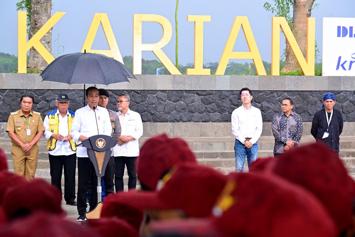 Rajin Resmikan Proyek Jelang Pemilu, Jokowi Dikhawatirkan punya Motif Politik