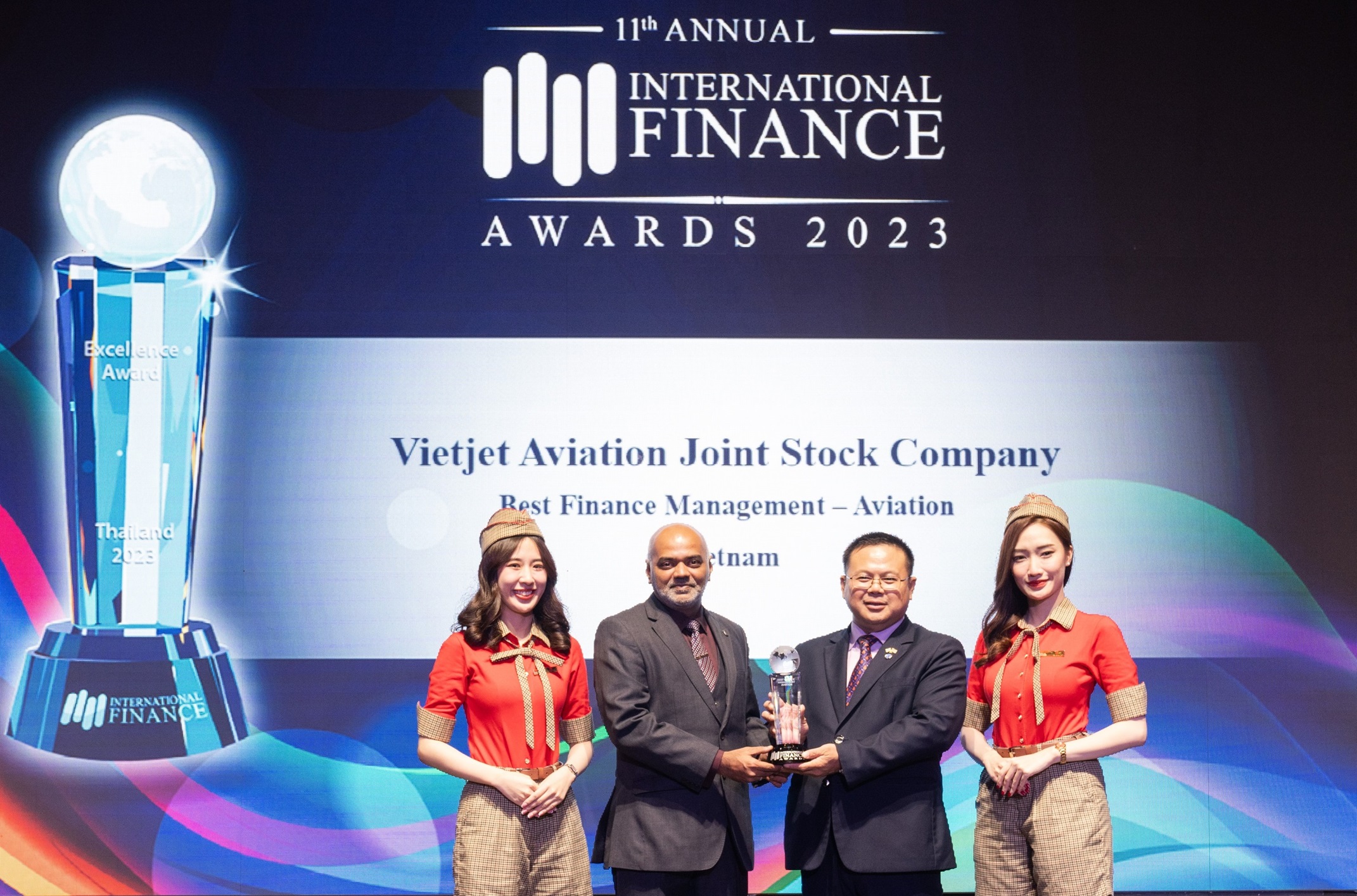  Vetjet mendapatkan penghargaan Best Low-cost Airline in Southeast Asia