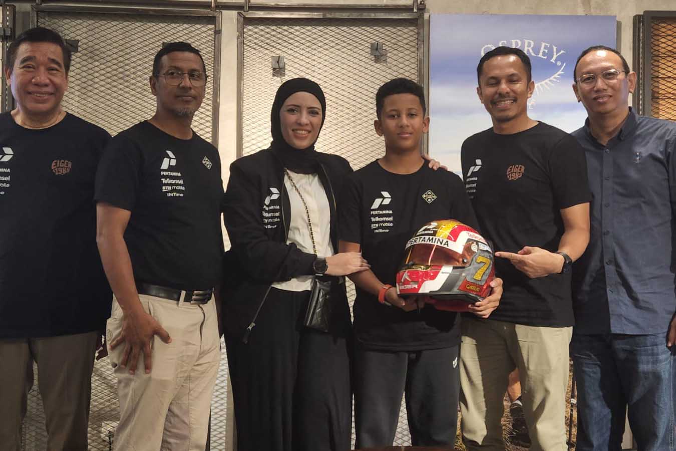 Qarrar Firhand Ali (ketiga dari kanan).