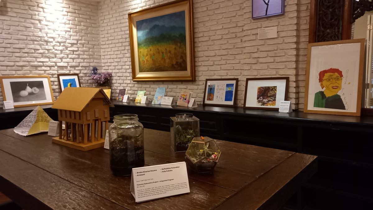 Hasil karya siswa-siswi Sekolah Cikal. Jakarta, Jumat (12/1). 