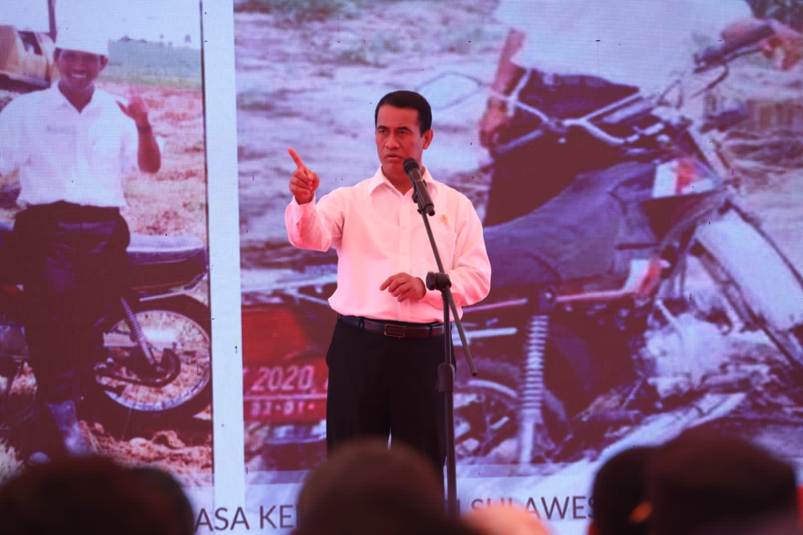 Mentan Andi Amran Sulaiman melakukan kunjungan ke Konawe Utara, Sulawesi Tenggara. 