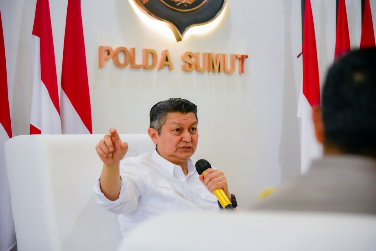 Kepala BNPT Mohammed Rycko Amelza Dahniel memberi arahan kepada jajaran Polda Sumut.