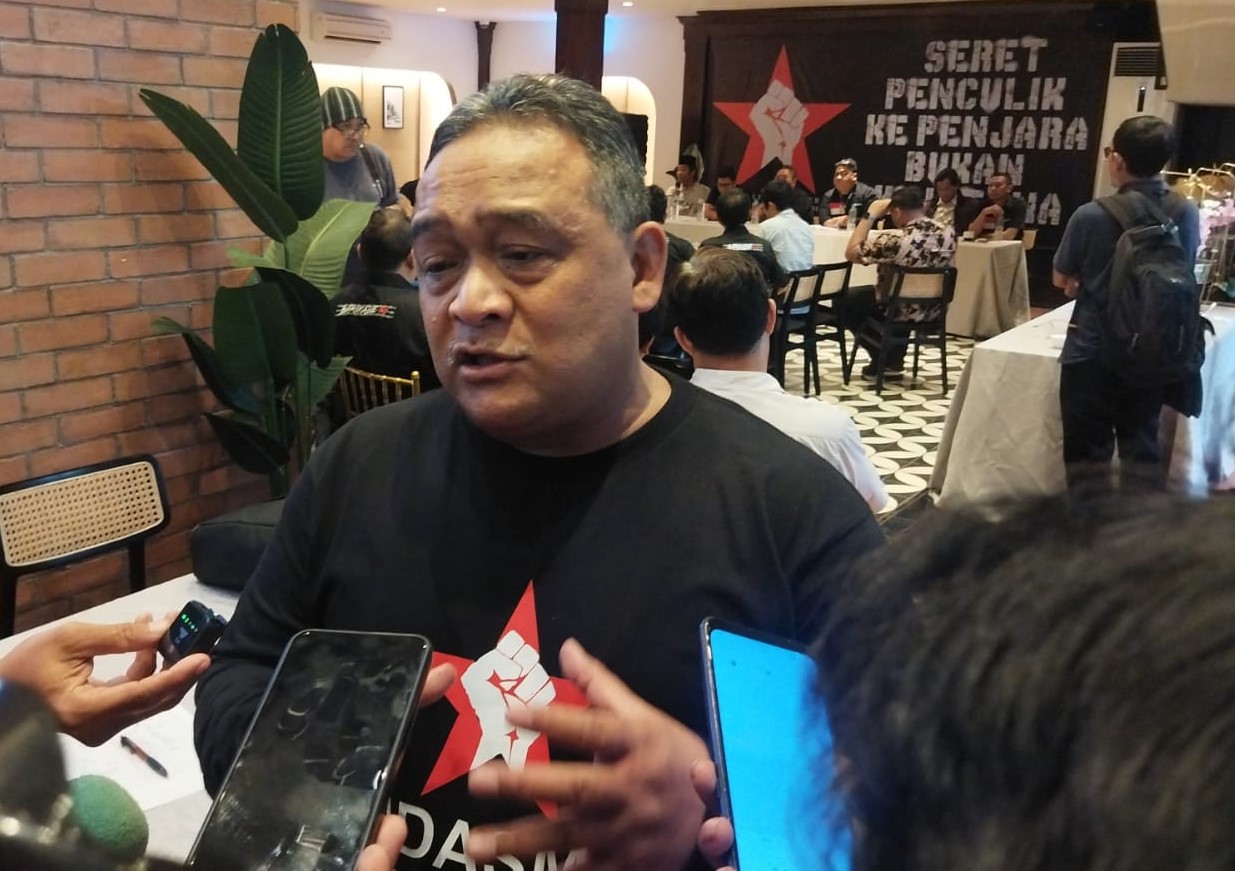 Ketua Umum Barikade 98, Benny Rhamdani