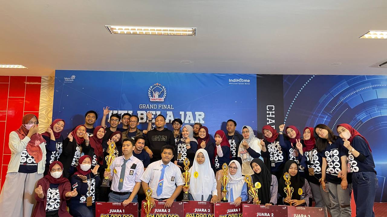 Para pengajar dan siswa yang memanfaatkan edutech Pijar Belajar