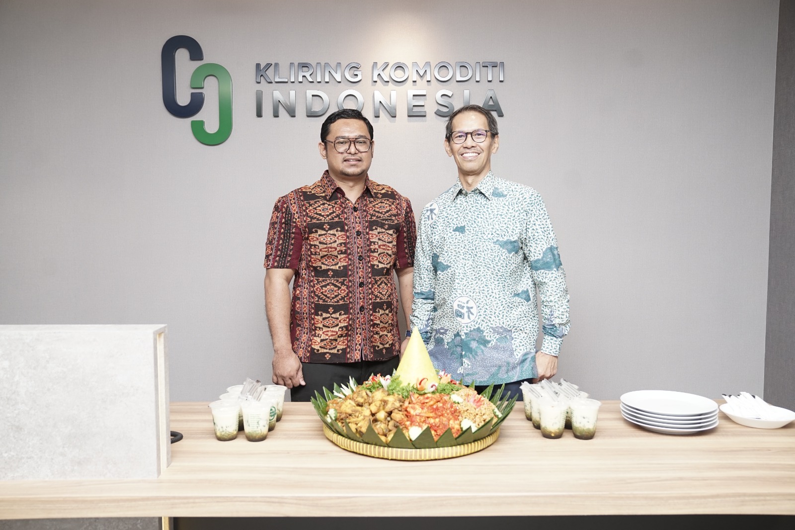 Direktur Utama KKI Rustam Sofyan Sirait (kanan) dan Direktur KKI Jaricho Naftaly.