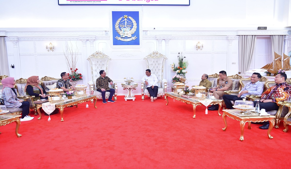 Pimpinan Media Indonesia bertemu Penjabat Gubernur Sulses Bahtiar Baharuddin