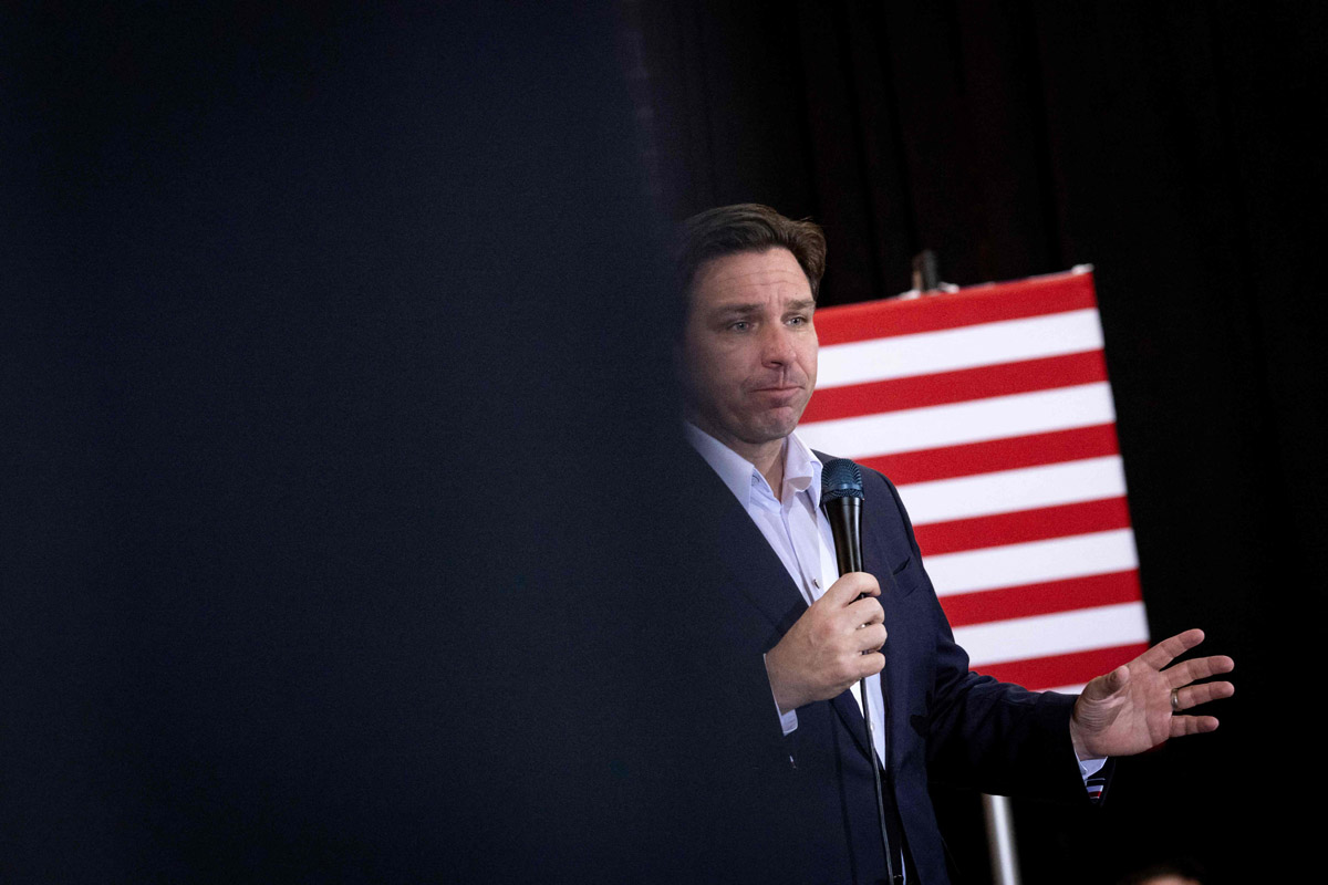 DeSantis Mundur dari Kampanye dan Mendukung Trump