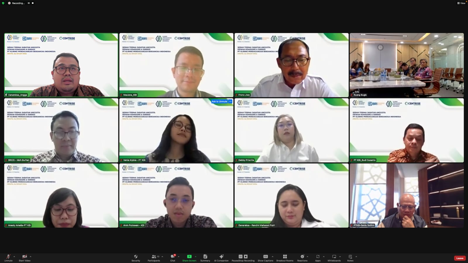 Acara serah terima jabatan Dewan Komisaris dan Direksi PT KPBI yang berlangsung secara daring.