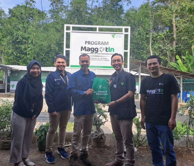 PT Bukit Asam Bantu 10.000 Bibit Ikan Lele