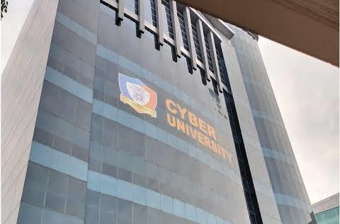 Kampus Cyber University.