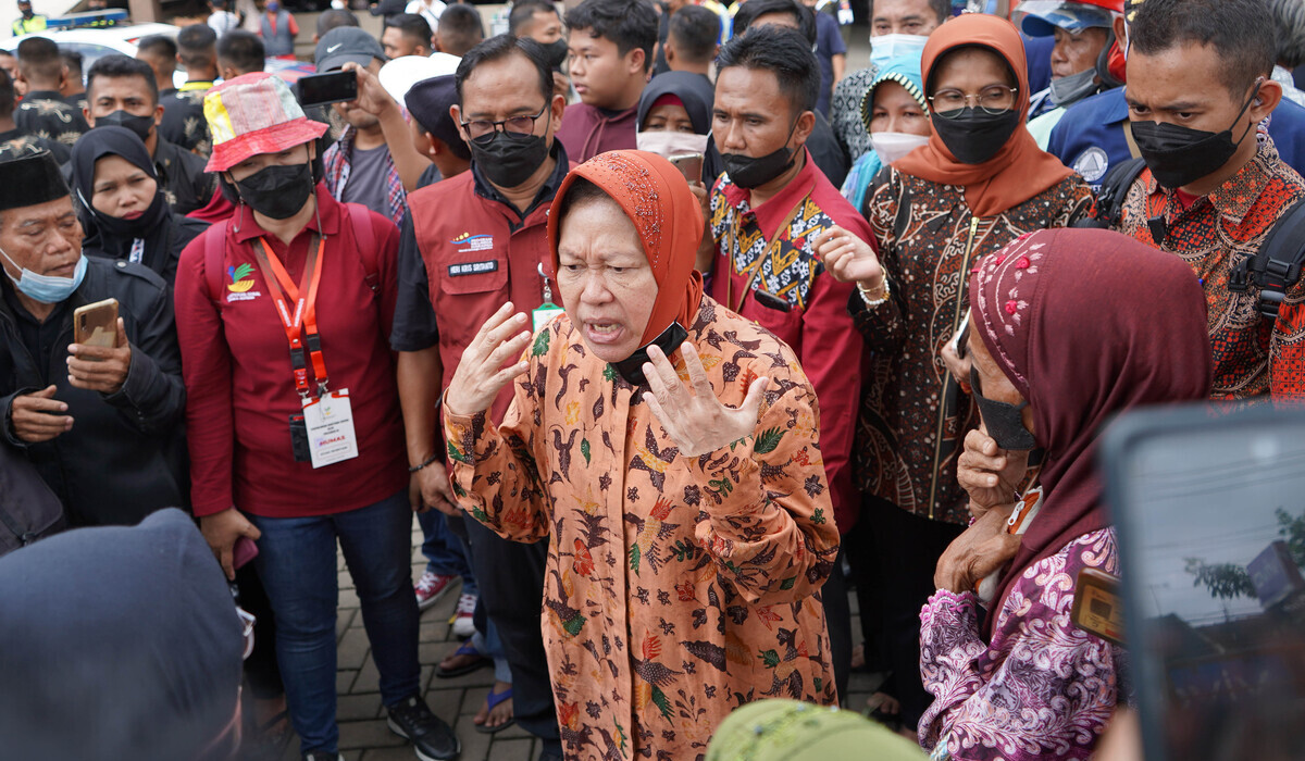 Menteri Sosial Tri Rismaharini.