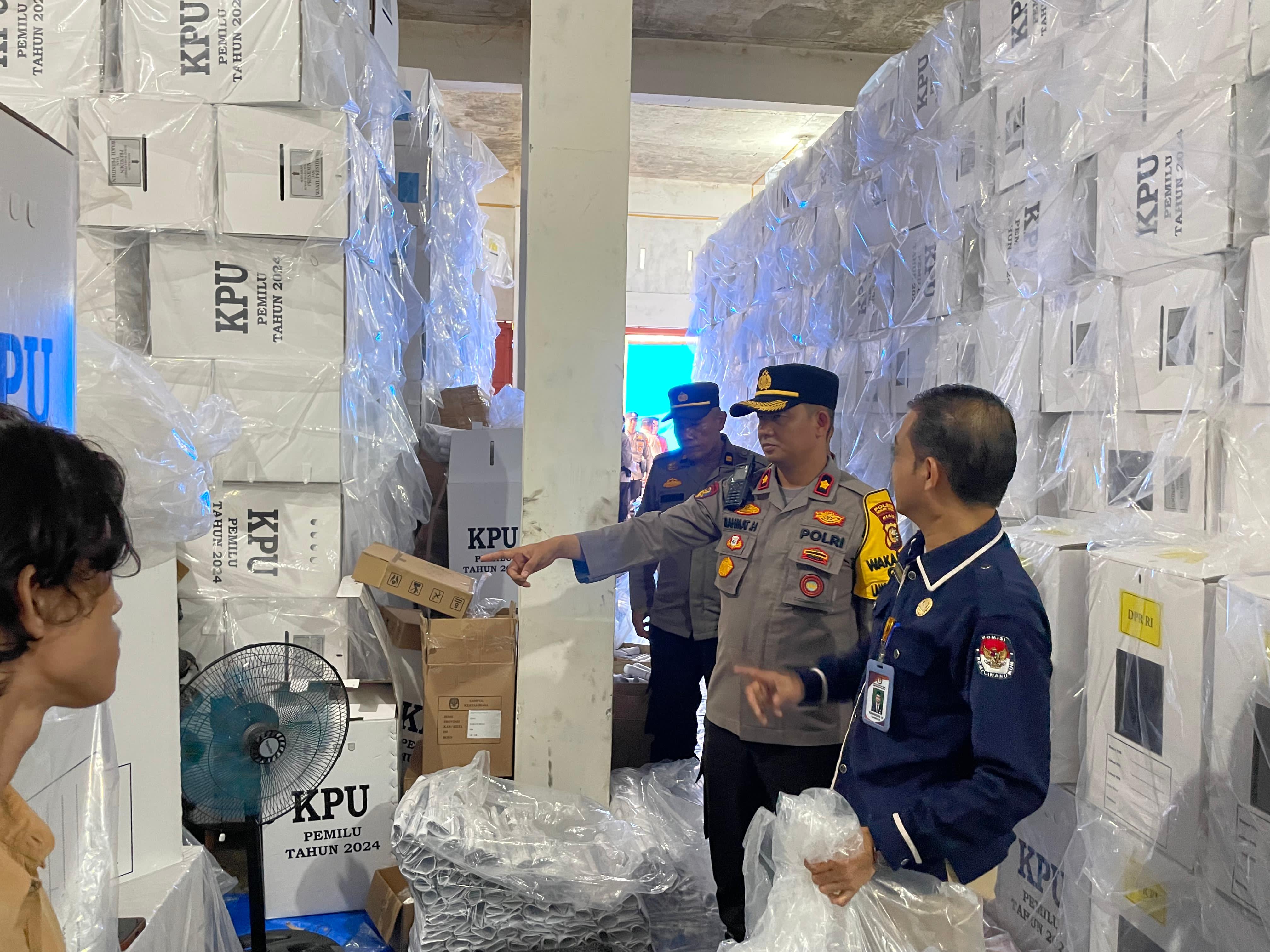 Antisipasi kecurangan, Porles Rokan Hulu dan Bawaslu awasi ketat proses distribusi surat suara