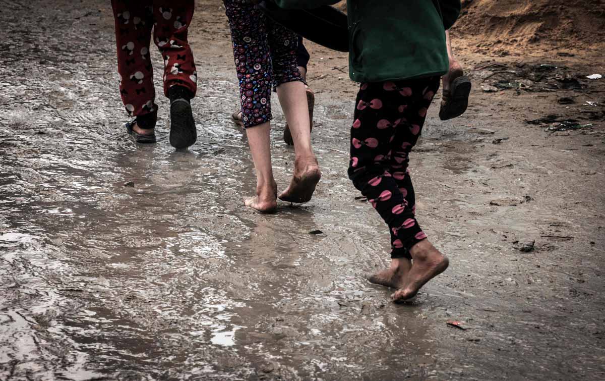 Peringatan Hari Anak Yatim Korban Perang dirayakan setiap 6 Januari.