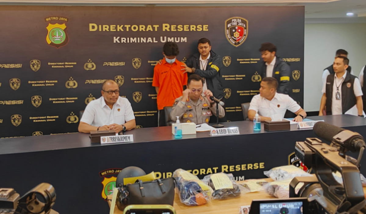 Argiyan Arbirama (20), pelaku pembunuhan mahasiswi yang berinisial KRA (20) di Depok.