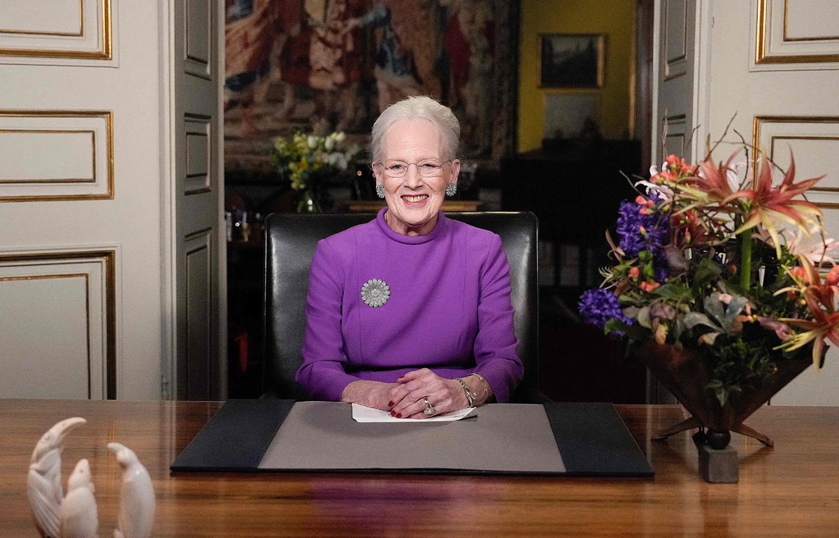 Dalam pidato tahun barunya, Ratu Margrethe II Denmark, pemimpin terlama di Eropa, mengatakan akan turun tahta pada 14 Januari.