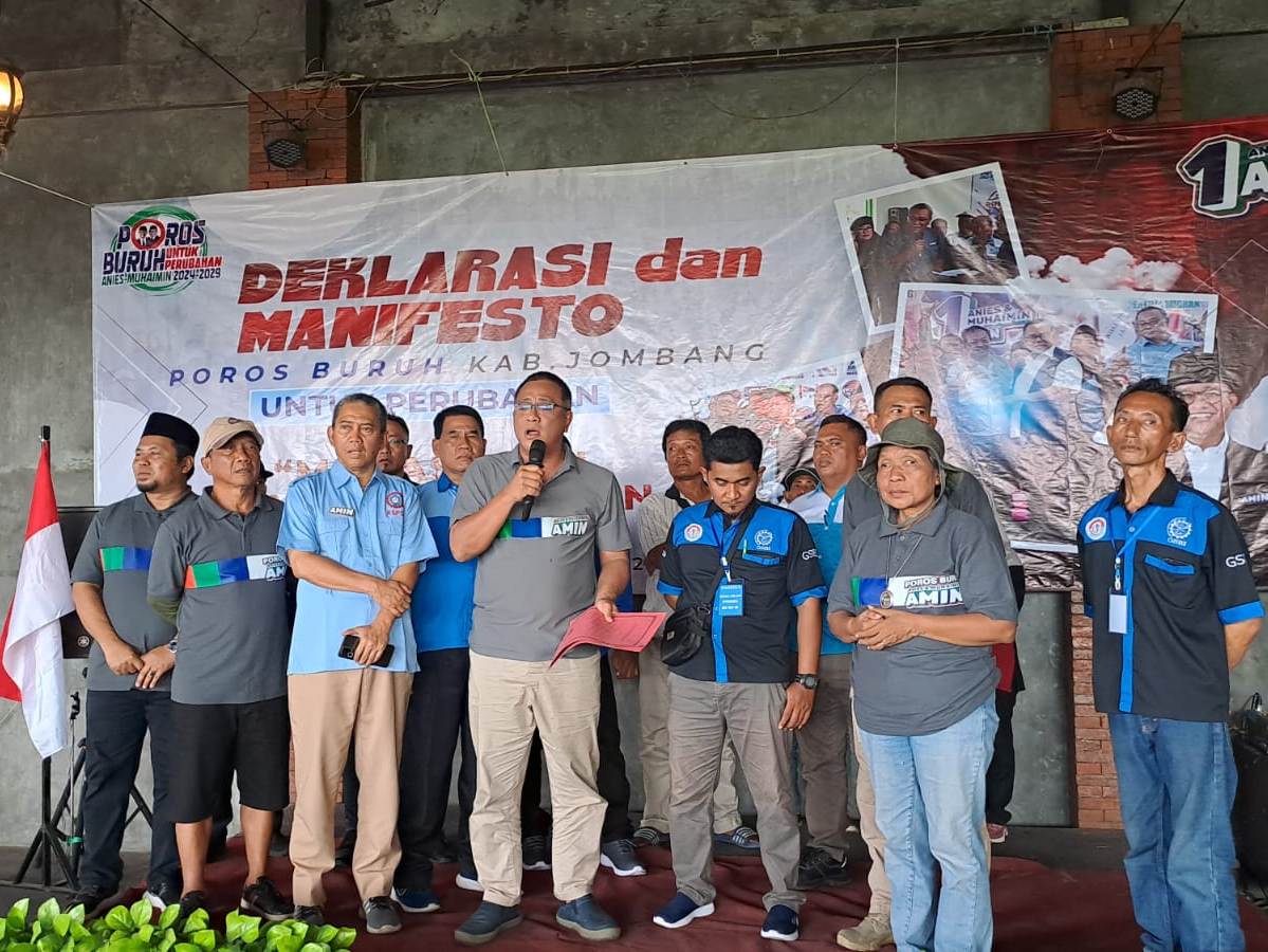 Ikrar Deklarasi dan Manifesto Poros Buruh Untuk Perubahan di Jombang, Jawa Timur, Kamis (25/1/2024)
