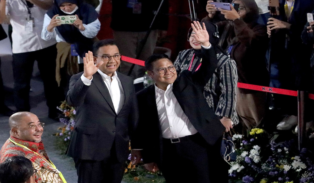 Pasangan capres-cawapres Anies Baswedan-Muhaimin Iskandar tiba di gedung KPK