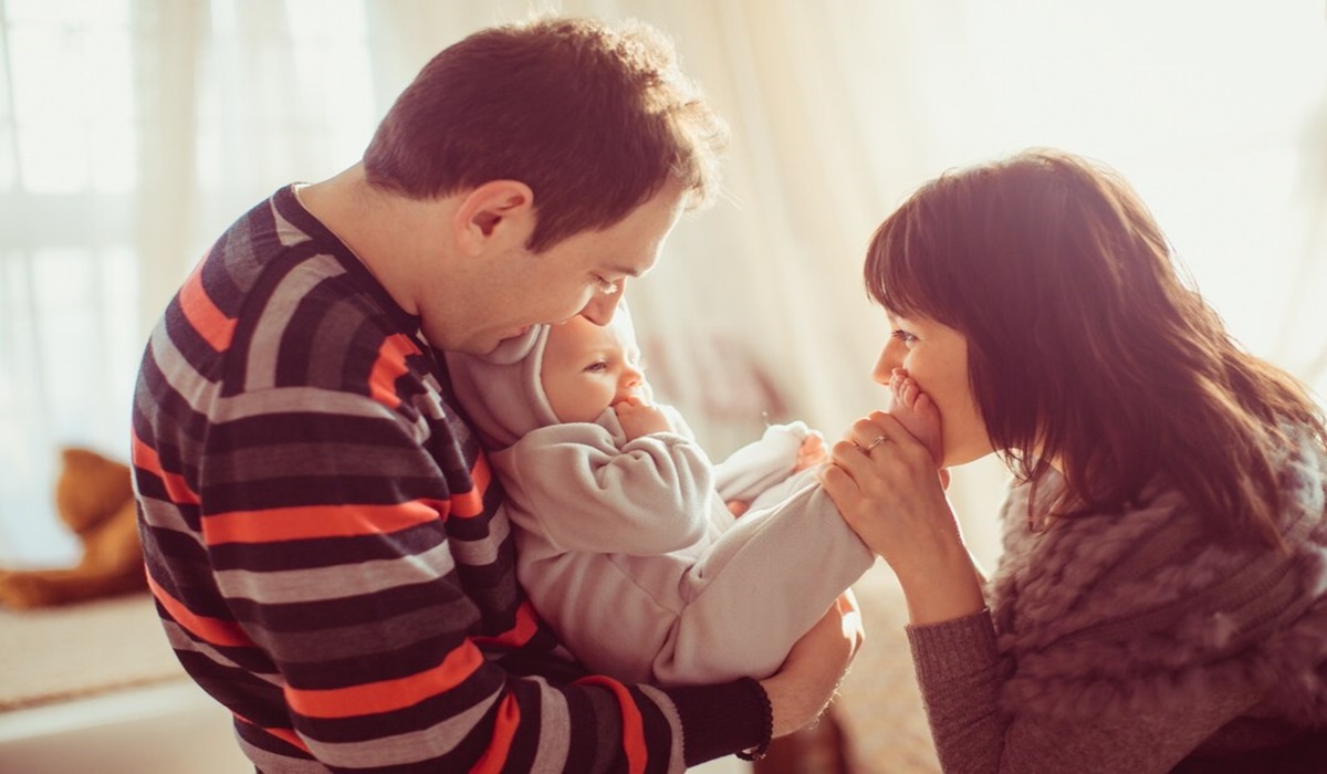 Ini Tips Mengatur Keuangan bagi Orangtua Baru